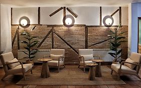 Hospedium Hotel La Fuente